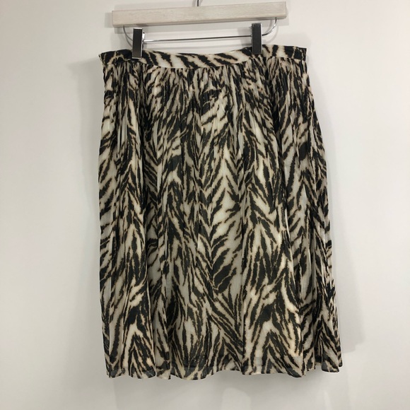Talbots Animal print Tiger skirt 14 - Picture 2 of 7